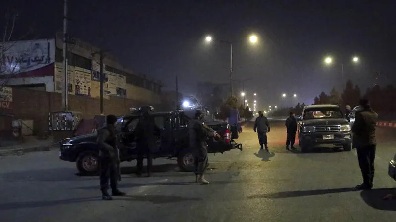 Taliban nhận tấn công khách sạn ở thủ đô Afghanistan ảnh 2