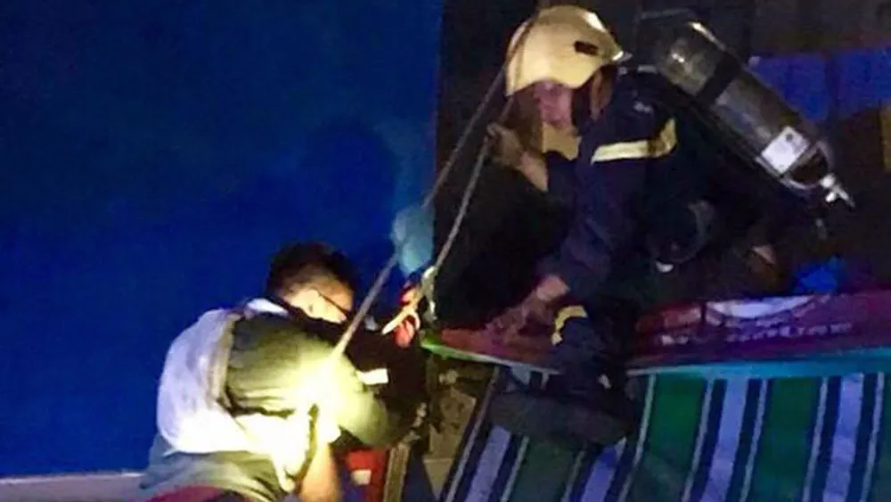 Cách tránh bị ngạt khói trong đám cháy ảnh 1