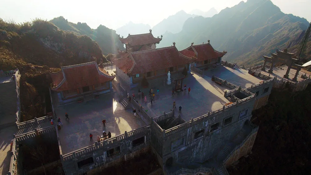 Chuyến hành hương lễ Phật ấn tượng nhất miền Bắc ảnh 3