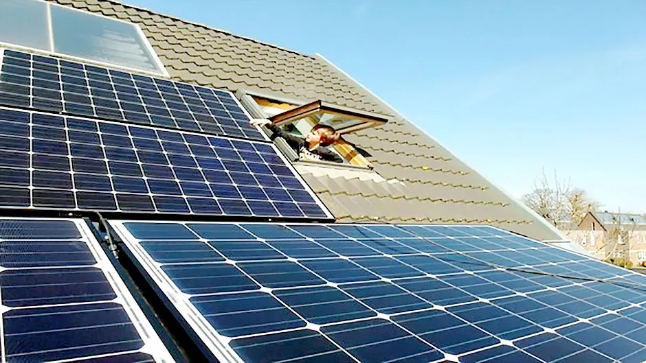 Khởi động Dự án Mái nhà Mặt trời tại Anh