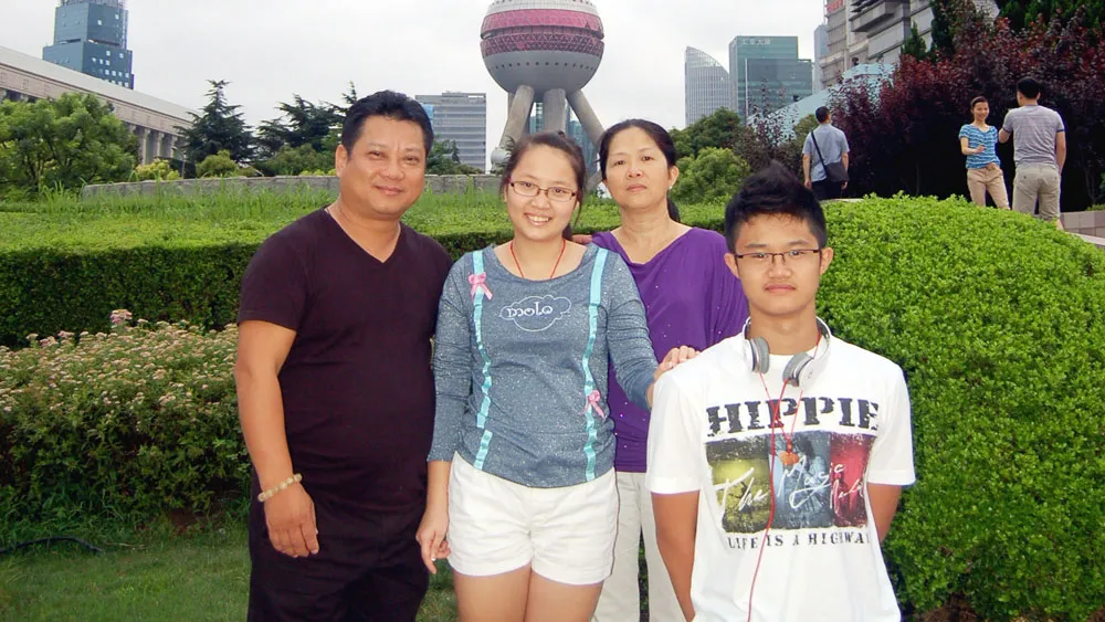 Con trẻ luôn cần sự chia sẻ, yêu thương của cha mẹ