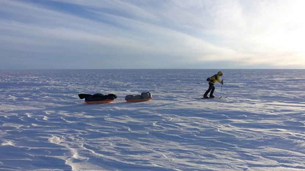 Đi xuyên Nam cực không cần trợ giúp