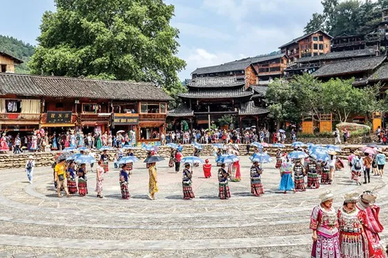 Độc đáo miêu làng Tây Giang Trung Quốc ảnh 4