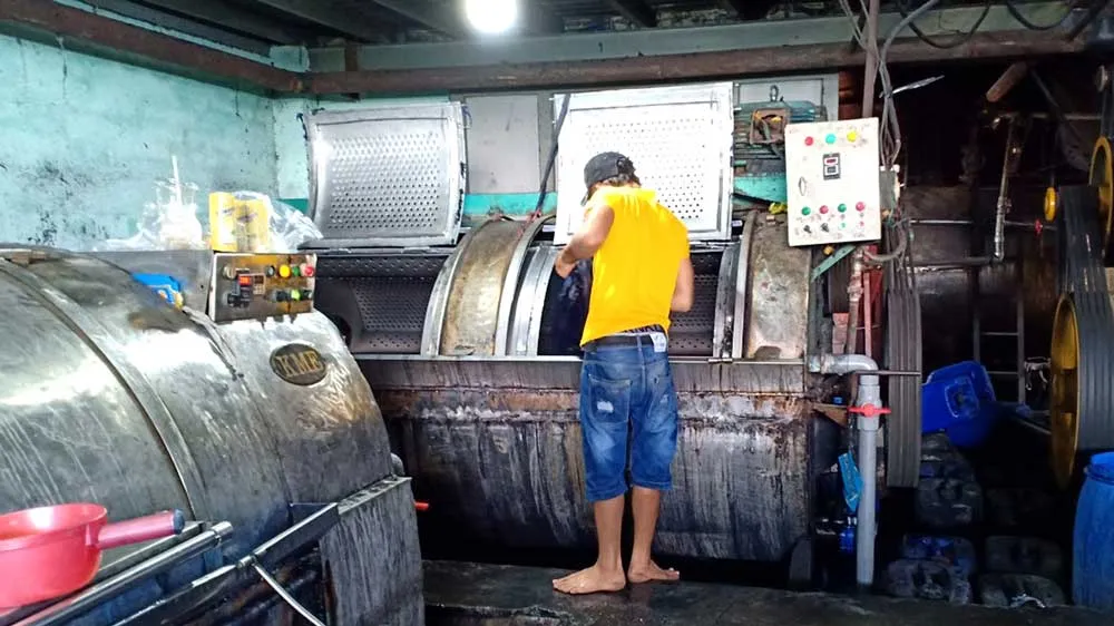 Một cơ sở gây ô nhiễm môi trường ở huyện Bình Chánh tự ý tháo gỡ niêm phong để hoạt động trở lại