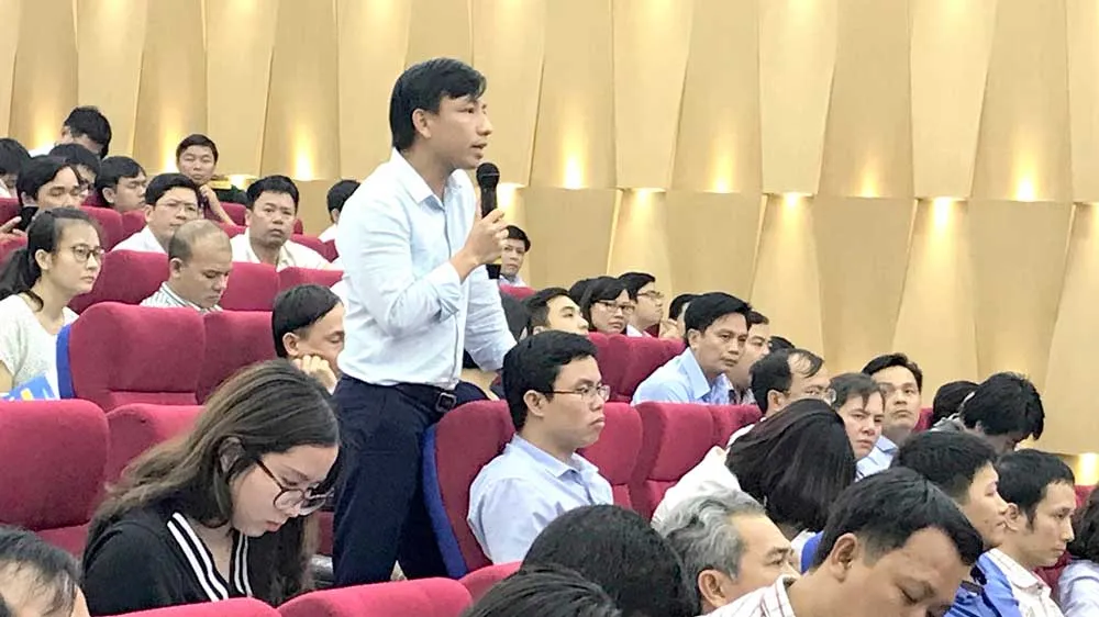 Đại diện Trường ĐH Sư phạm Hà Nội 2 nêu những khó khăn khi khai báo ngành, chỉ tiêu theo quy định mới của phần mềm