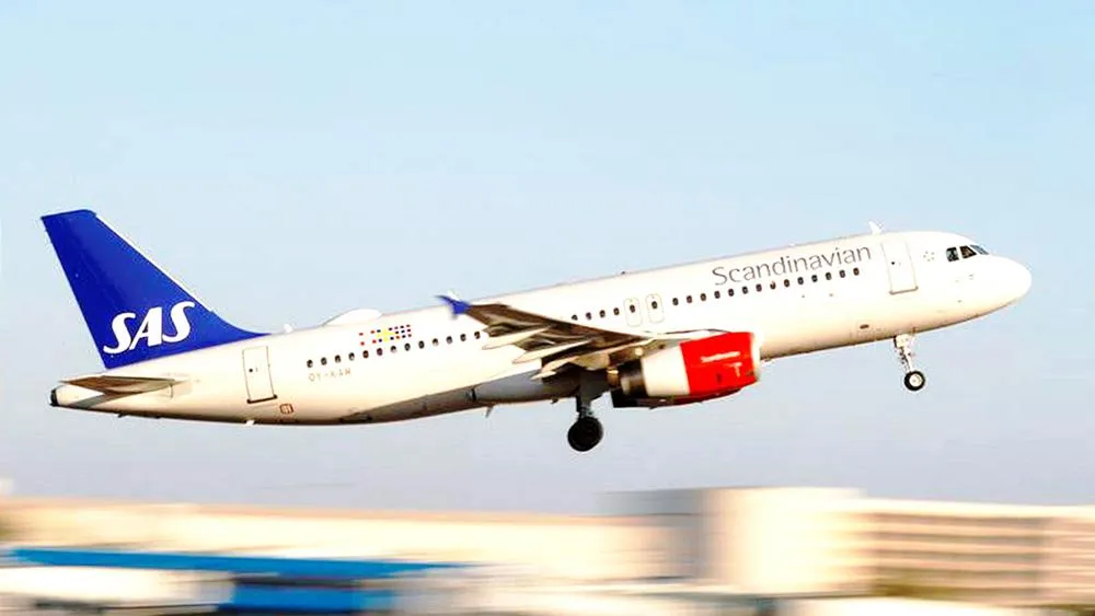 Phi công đình công, 72.000 hành khách bị mắc kẹt