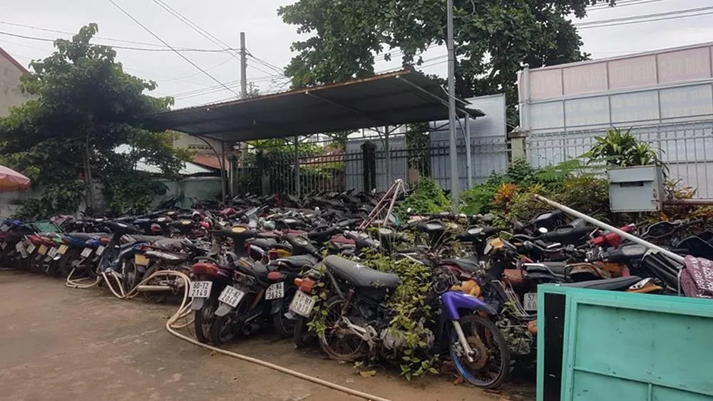 Đi tìm văn hóa công sở và trách nhiệm công vụ - Bài 1: Nhếch nhác công sở ảnh 1