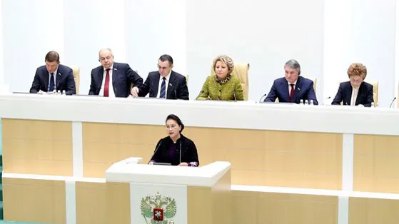 Chủ tịch Quốc hội Nguyễn Thị Kim Ngân phát biểu tại phiên họp toàn thể của Hội đồng Liên bang Nga. Ảnh: Trọng Đức/TTXVN