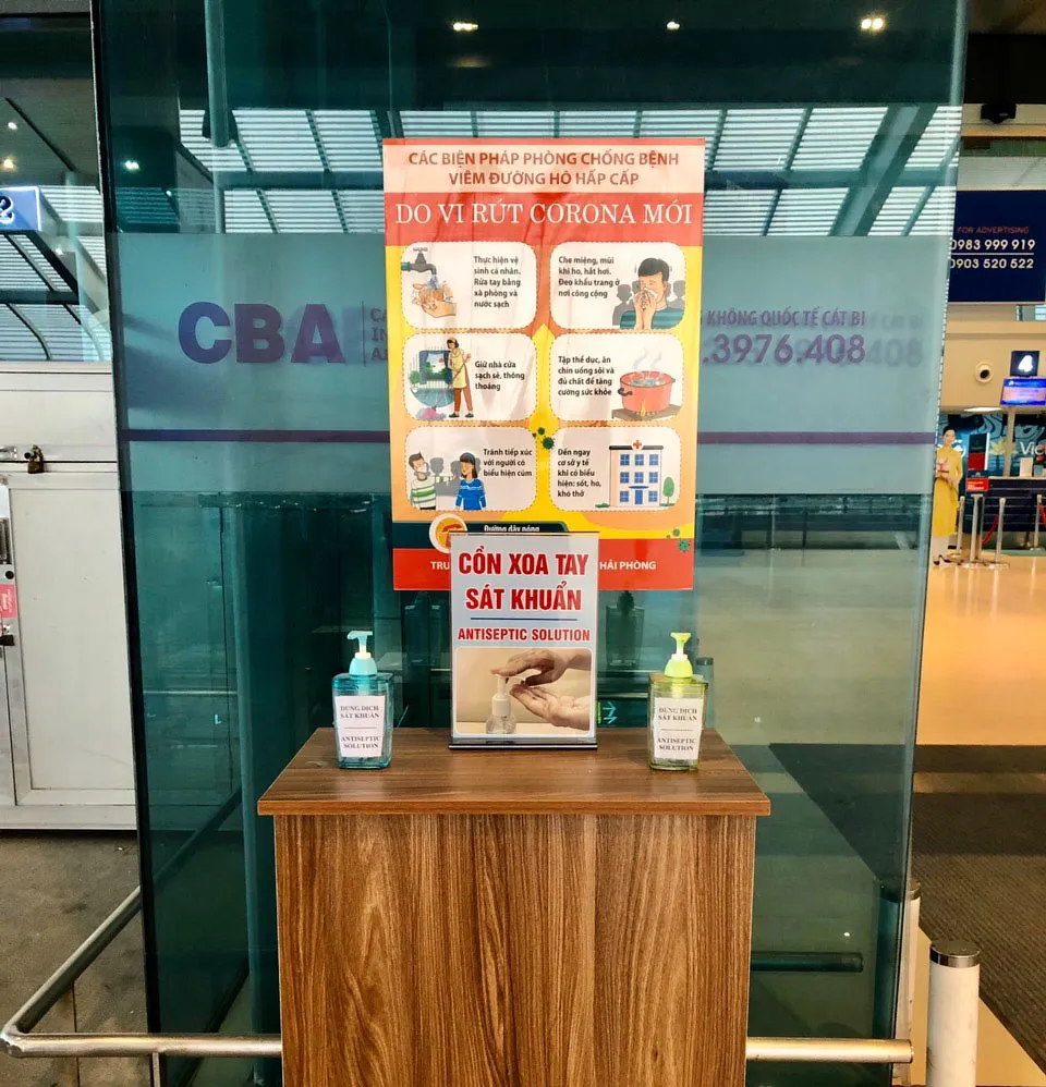 Bố trí chỗ đậu riêng biệt cho máy bay đến từ các nước có dịch Covid-19 ảnh 4