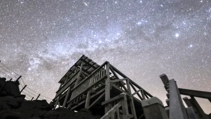 Ngắm bầu trời đêm đầy sao trên đảo Kozushima