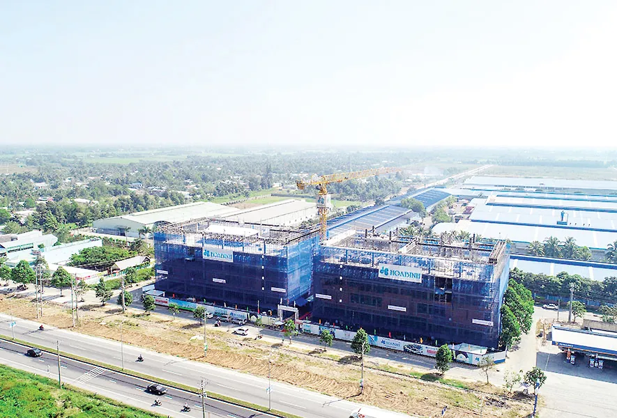 Hòa Bình được khen thưởng 320 triệu đồng trong dự án đầu tiên tại Vĩnh Long ảnh 1