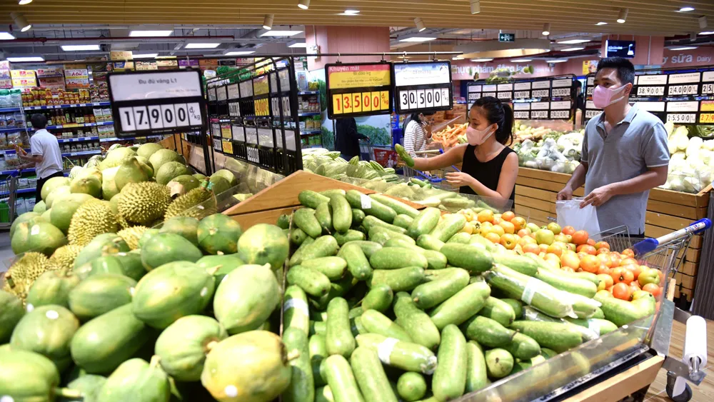 Thực phẩm nông sản giảm giá mạnh tại Co.opmart