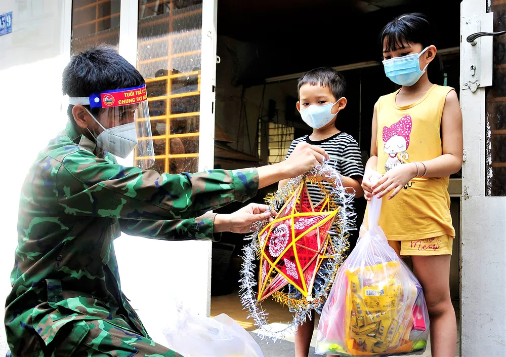 Mãi nhớ ân tình Bộ đội Cụ Hồ ảnh 2