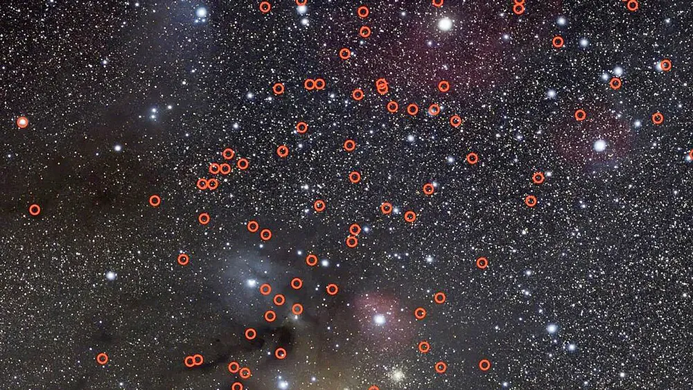 Ảnh mô phỏng nhóm các hành tinh cô đơn