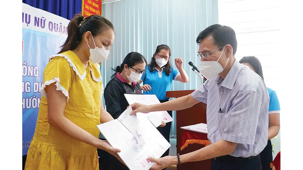 Đồng hành vượt cạn: Mầm sống  diệu kỳ