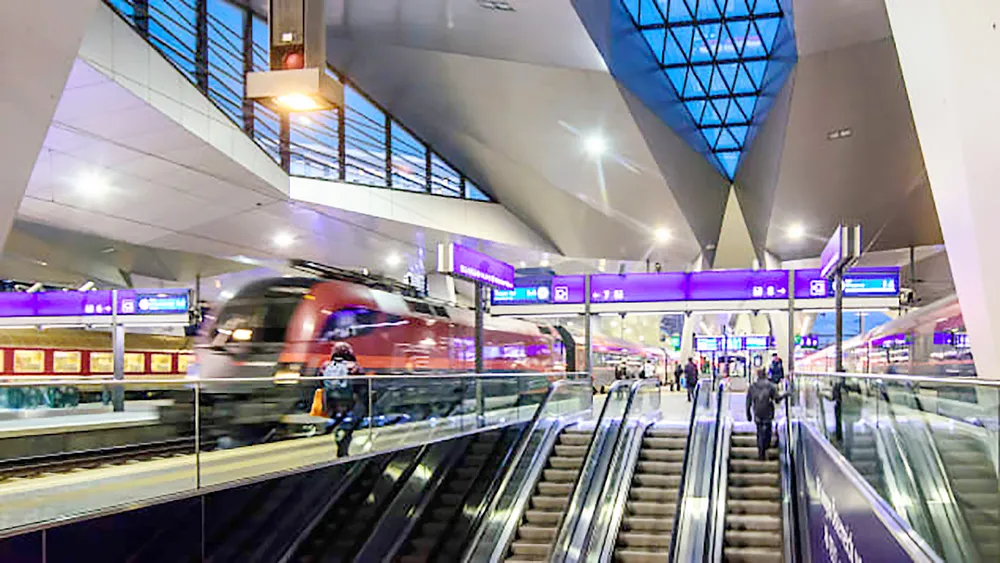 Một chuyến tàu đêm sắp khởi hành tại Vienna, Áo