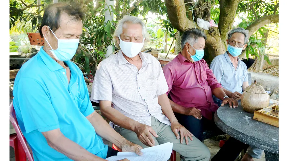 Người dân thôn 3, xã Hàm Đức phản ánh chính quyền giao đất sản xuất không đúng đối tượng