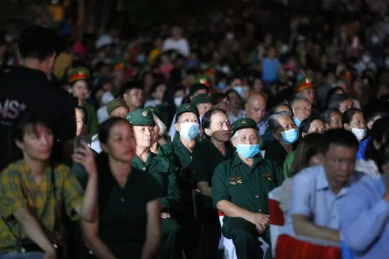 Tổ chức chương trình nghệ thuật “Cõi thiêng Đồng Lộc” ảnh 3