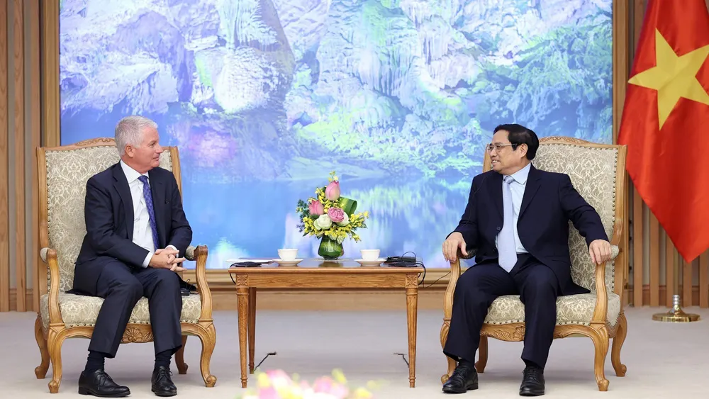 Thủ tướng Phạm Minh Chính tiếp Tổng Giám đốc toàn cầu Tập đoàn Warburg Pincus (Hoa Kỳ) Charles R. Kaye. Ảnh: TTXVN