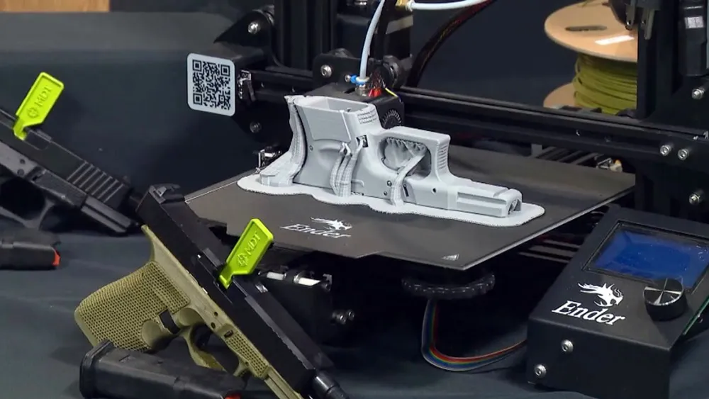 Máy in súng 3D bị cảnh sát Tây Ban Nha thu giữ