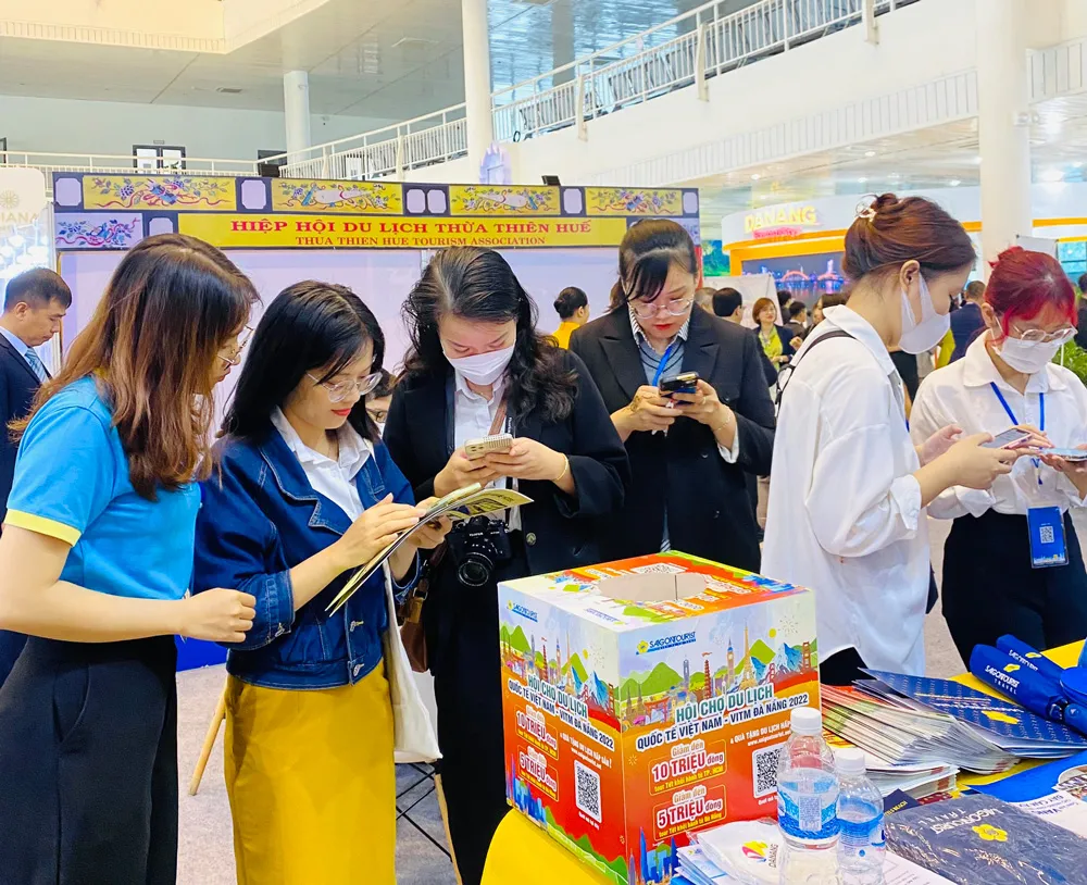 Saigontourist Group ưu đãi nhiều dịch vụ hấp dẫn tại Hội chợ VITM Đà Nẵng 2022 ảnh 5
