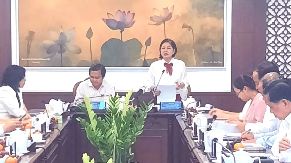 Phó Chủ tịch UBND quận Phú Nhuận Nguyễn Thị Kiều Nhi phát biểu tại buổi khảo sát Phó Chủ tịch UBND quận Phú Nhuận Nguyễn Thị Kiều Nhi phát biểu tại buổi khảo sát