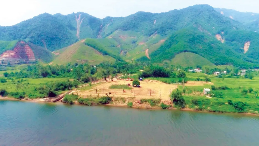 Mô hình khu sản xuất nông nghiệp kết hợp khai thác dịch vụ du lịch của ông Nguyễn Đức Tùng đang trong quá trình xây dựng