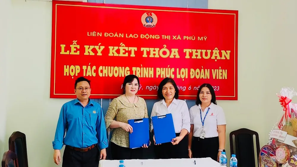 Hợp tác thực hiện chương trình “Phúc lợi cho công đoàn viên và người lao động”