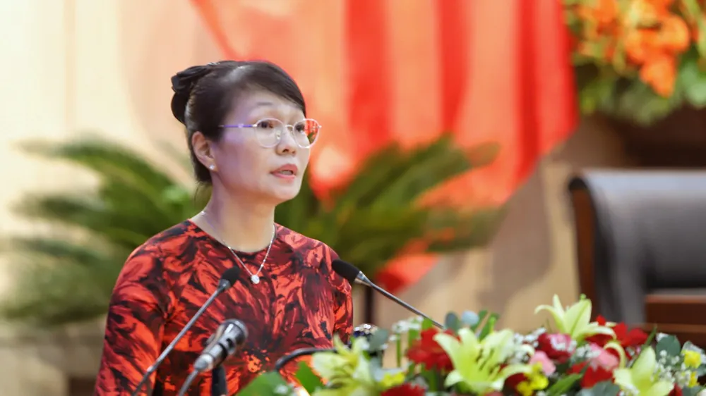 Bà Trần Thị Thanh Tâm, Giám đốc Sở Kế hoạch Đầu tư TP Đà Nẵng trả lời chất vấn