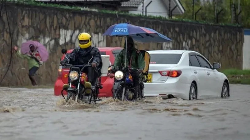 Ngập lụt do mưa lớn tại Kenya ngày 3-11-2023. Ảnh: TTXVN