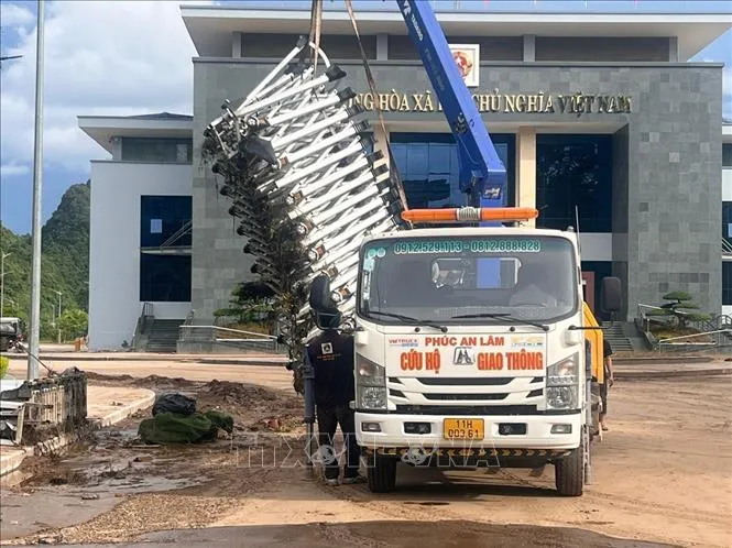 cua_khau_quoc_te_tra_linh_sau_lu_lut 2.jpeg