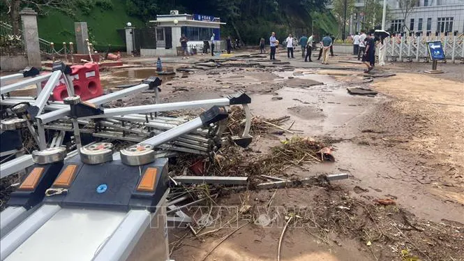 cua_khau_quoc_te_tra_linh_sau_lu_lut 3.jpeg