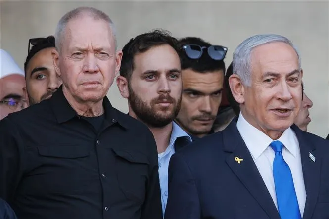 Thủ tướng Israel Netanyahu và ông Yoav Gallant.jpg