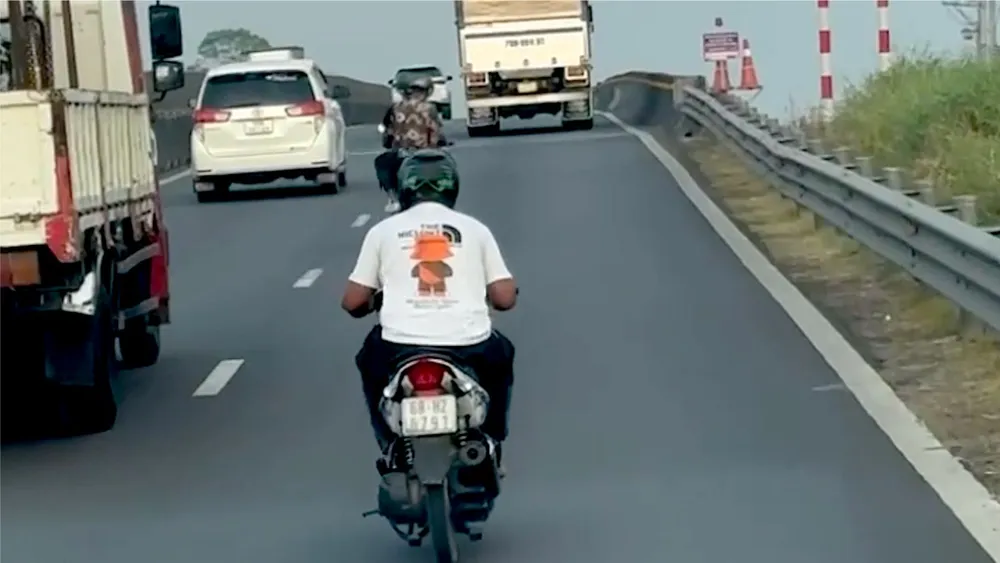 XE MAY VAO CAO TOC 1.png