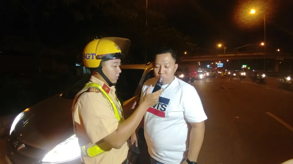 Bất lực với “Ma men” ảnh 1