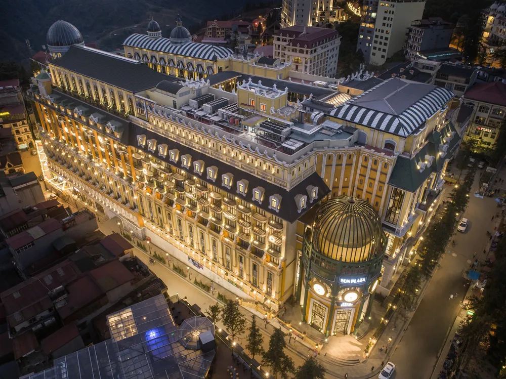 “Gã khùng” Bill Bensley và những câu chuyện hậu trường chưa kể ảnh 4