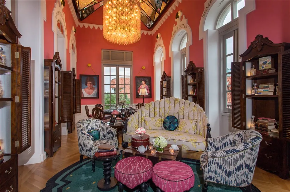 “Gã khùng” Bill Bensley và những câu chuyện hậu trường chưa kể ảnh 1