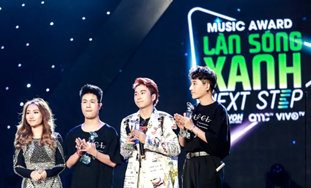 Từ các bảng xếp hạng, nhìn về thị trường nhạc Việt ảnh 1