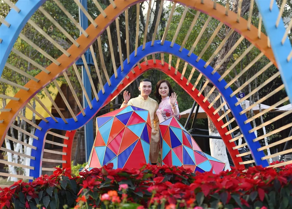 Phát cuồng với những góc check-in tại Lễ hội hoa xuân Sun World HaLong Complex ảnh 4