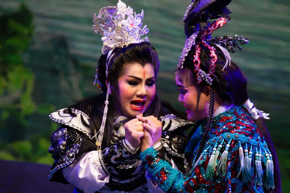 Thăng hoa với chương trình "Cải lương tuồng cổ Việt Nam và Triều kịch Quảng Đông Trung Quốc" ảnh 4