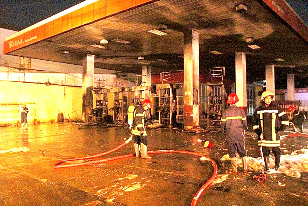 Lo cháy nổ cửa hàng kinh doanh xăng, dầu, gas ảnh 1