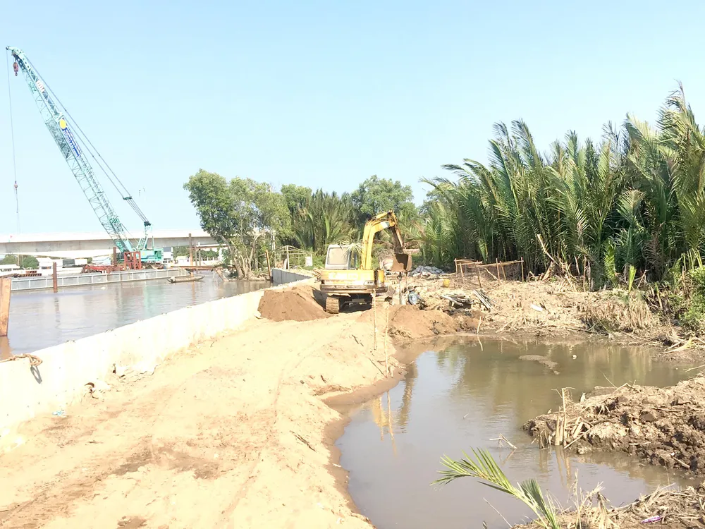 Kè chống sạt lở bị… sạt lở ảnh 1