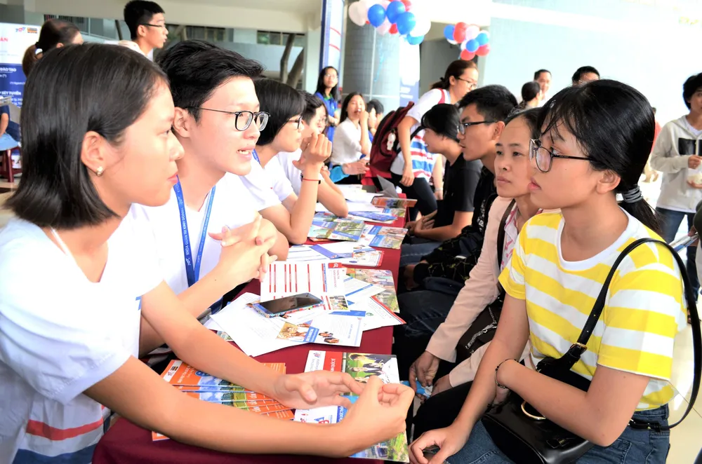 Nguyện vọng đăng ký xét tuyển giảm mạnh ảnh 1