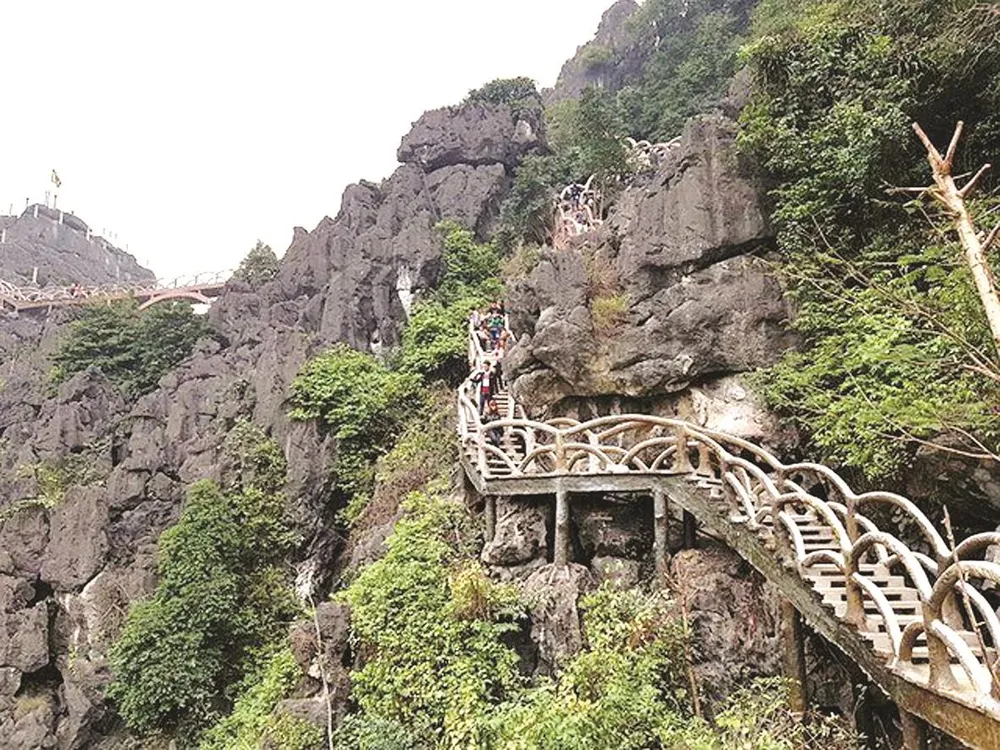 Di tích méo mó vì bảo tồn ảnh 1