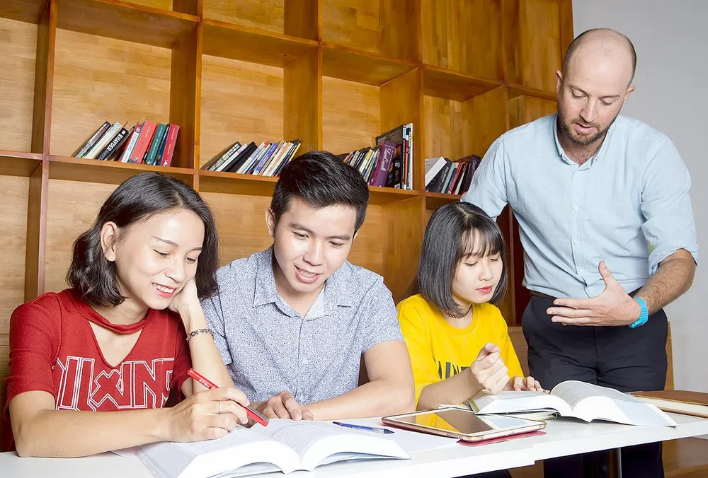 Xoay xở với mức lương dưới 5 triệu đồng ảnh 1