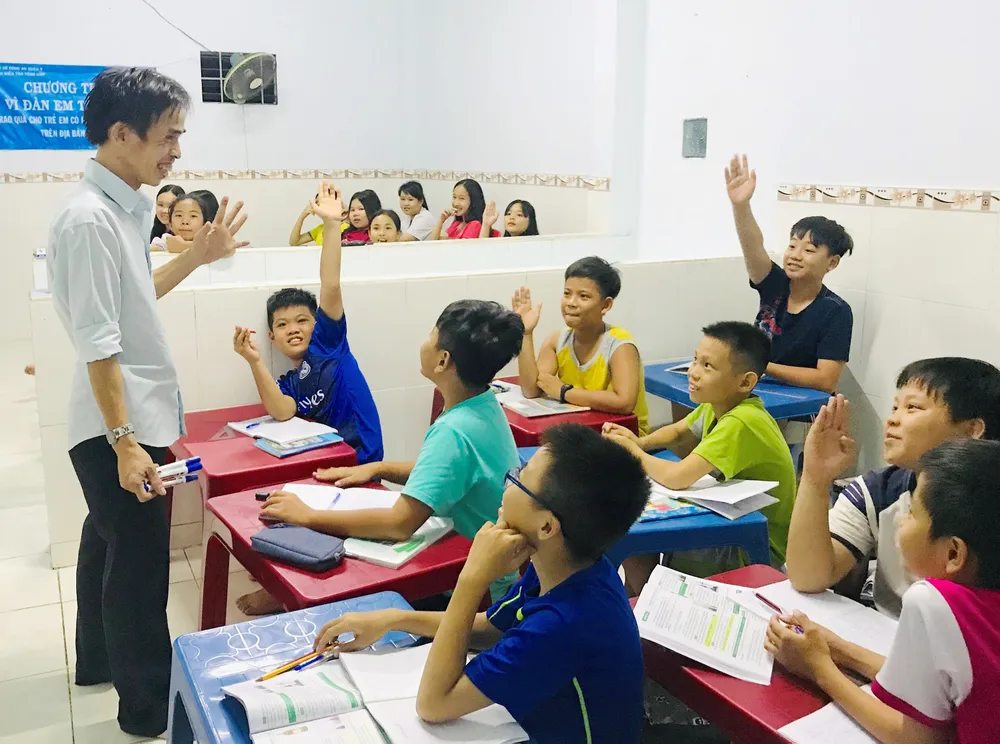 Lớp học của thầy BiO ảnh 1