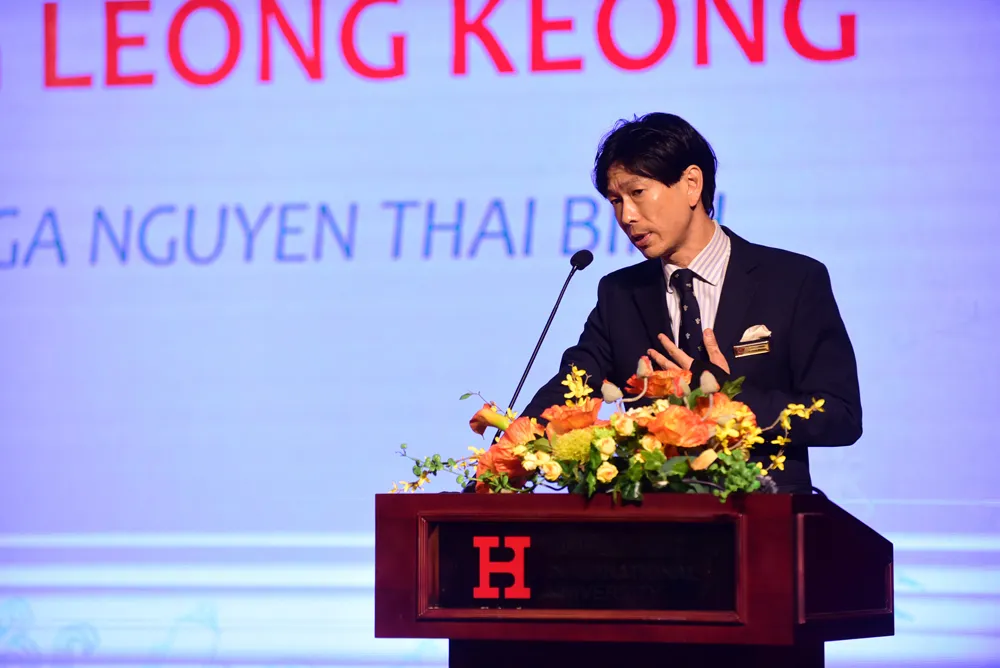 NHG tôn vinh những người thầy “phục vụ trong yêu thương“ ảnh 7