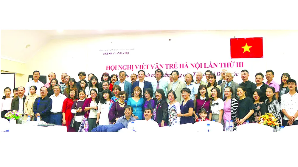 Văn học 9X: Những khởi đầu ấn tượng ảnh 1