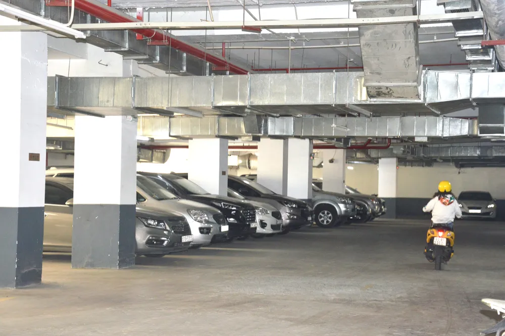 Giải bài toán chỗ đậu ô tô trong chung cư ảnh 1