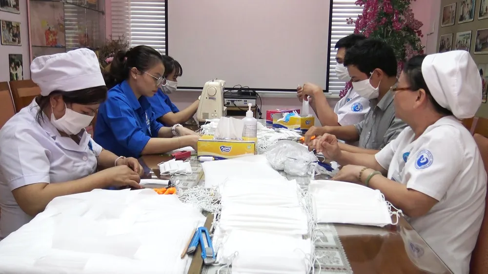 Tự bảo vệ mình và không gây họa cho cộng đồng ảnh 1